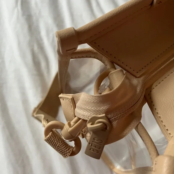 NWT Beis Clear Stadium Tote in Beige - Picture 8 of 8